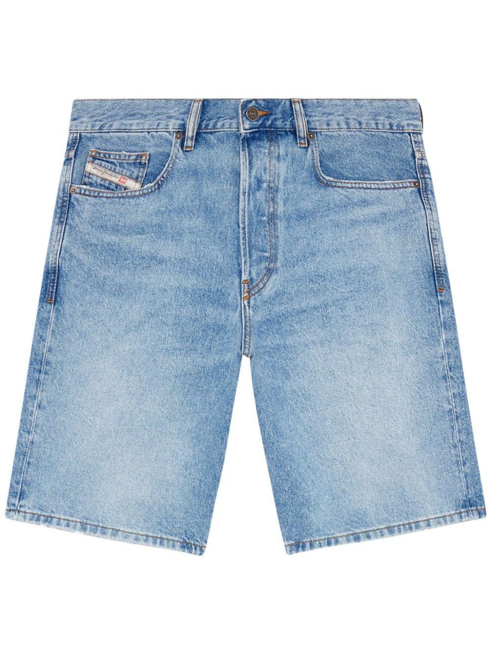 Logo-patch Straight-leg Denim Shorts In Blue Product Image