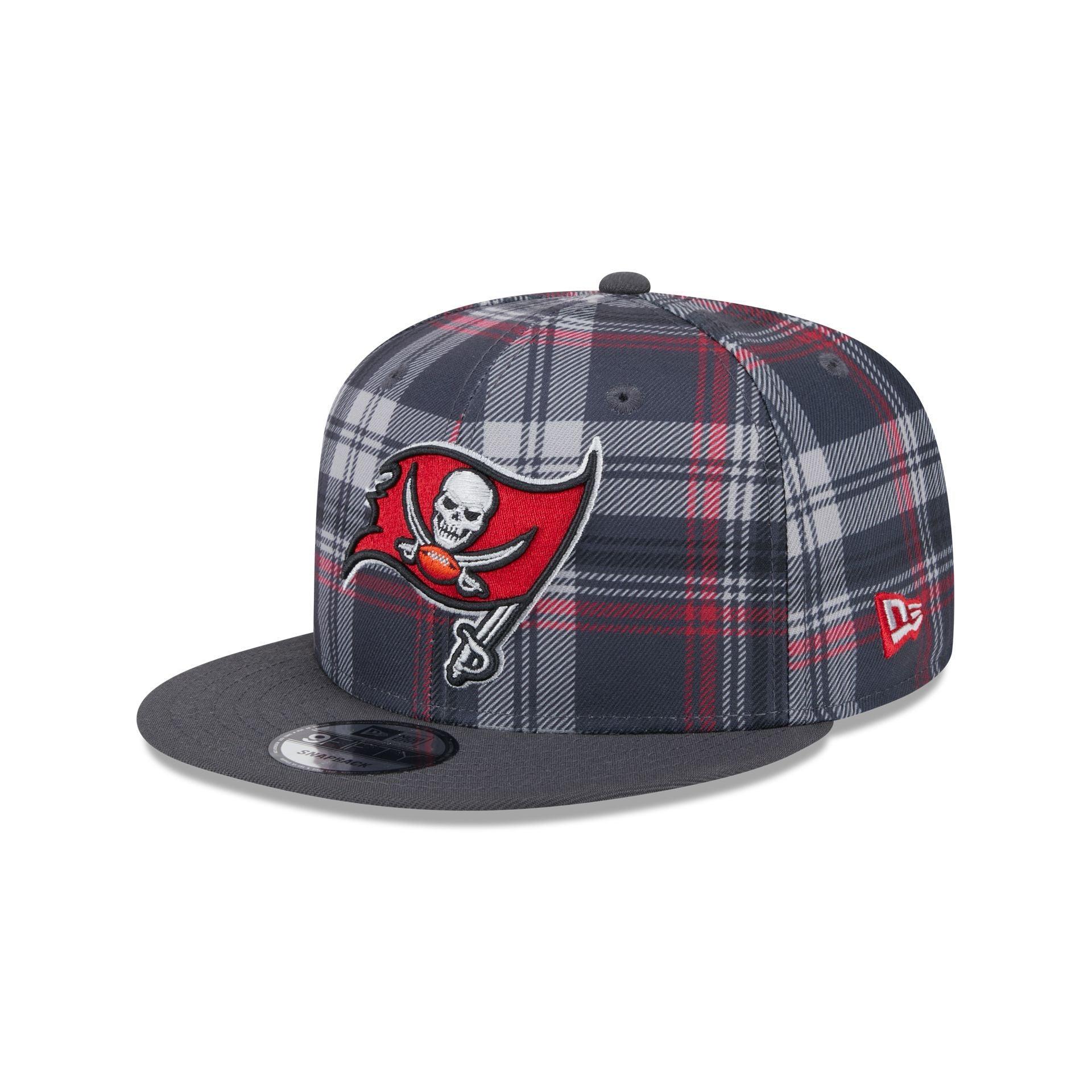 Tampa Bay Buccaneers 2024 Sideline Statement Gray 9FIFTY Snapback Hat Male Product Image