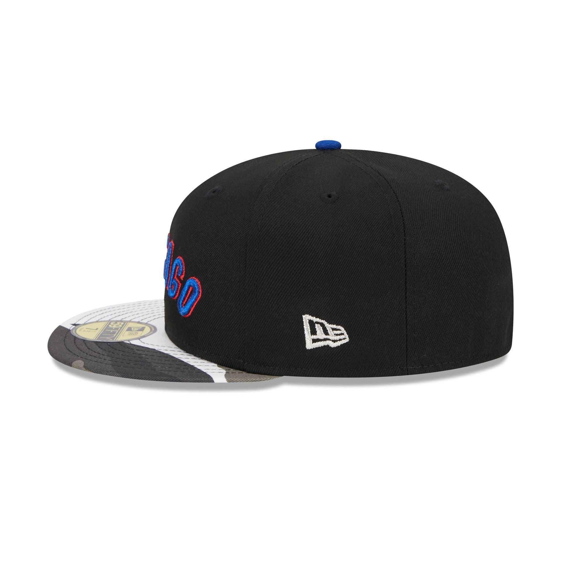 Chicago Cubs Metallic Camo 59FIFTY Fitted Hat Male Product Image