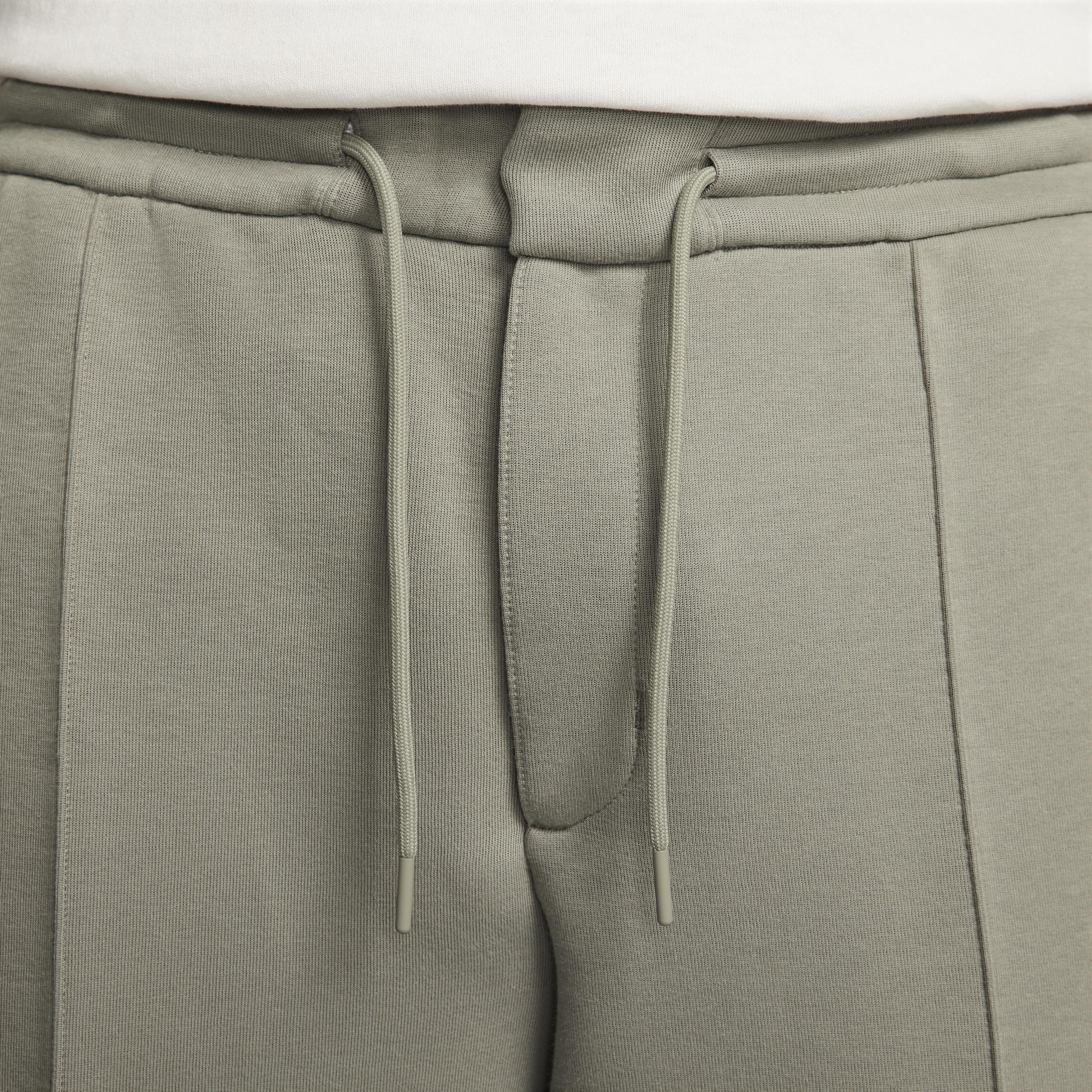 Men's Nike Sportswear Tech Fleece Reimagined Loose Fit Open Hem Sweatpants Product Image