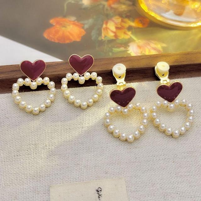 Heart Faux Pearl Alloy Drop Earring Product Image