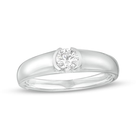 Men's 1/2 CT. Certified Lab-Created Diamond Solitaire Wedding Band in 14K White Gold (F/Vs2) Product Image