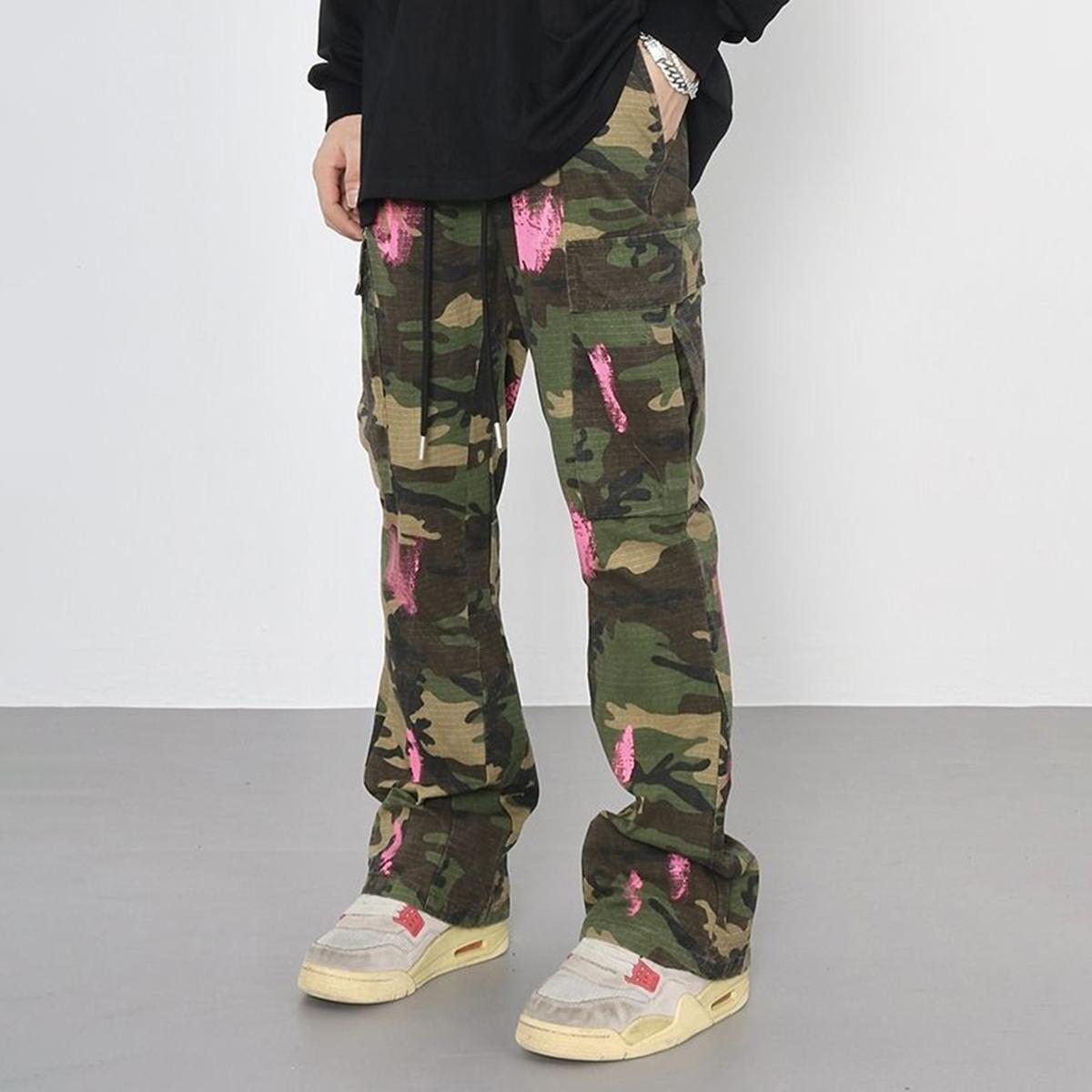 Men's Retro High Street Style Splash Pocket Camouflage Flared Pants Product Image