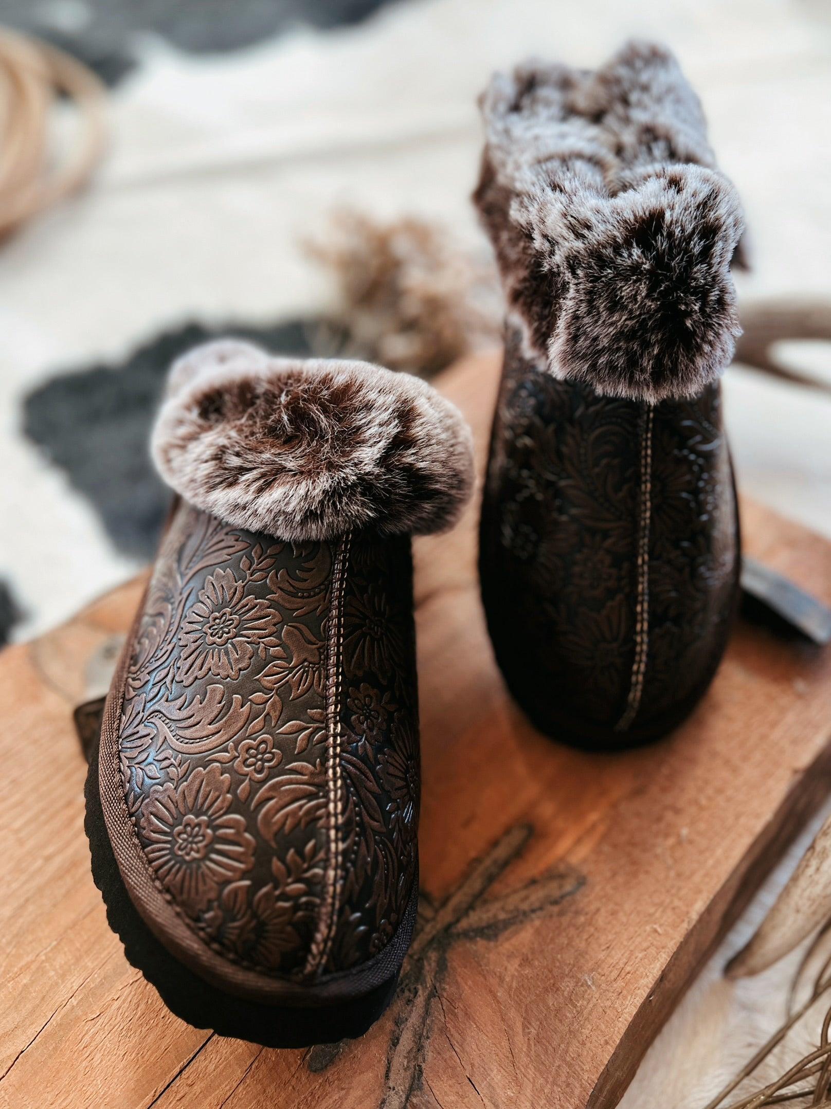 Very G Chocolate Tooled Print Faux Leather Fuzzy Slippers Product Image