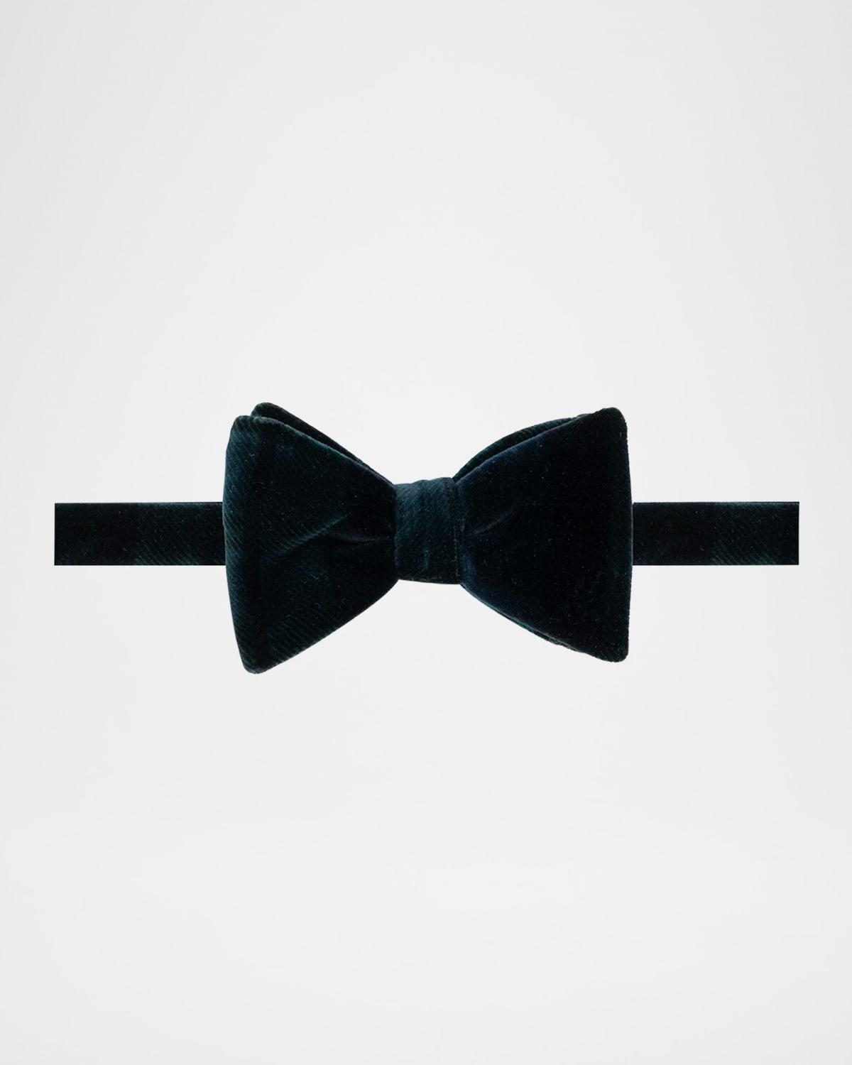 Mens Plaid Velvet Bow Tie Product Image