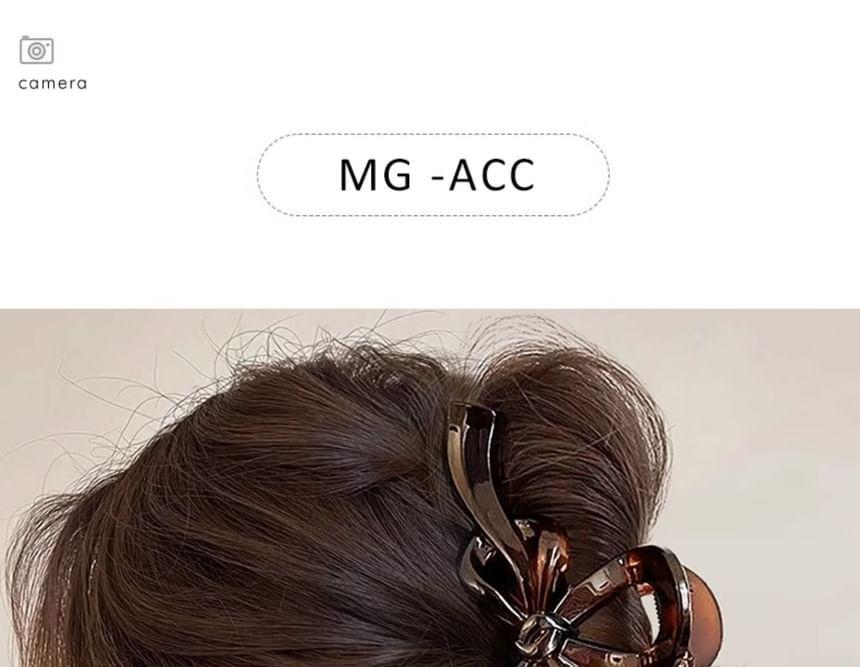 Bowknot Hair Claw Product Image