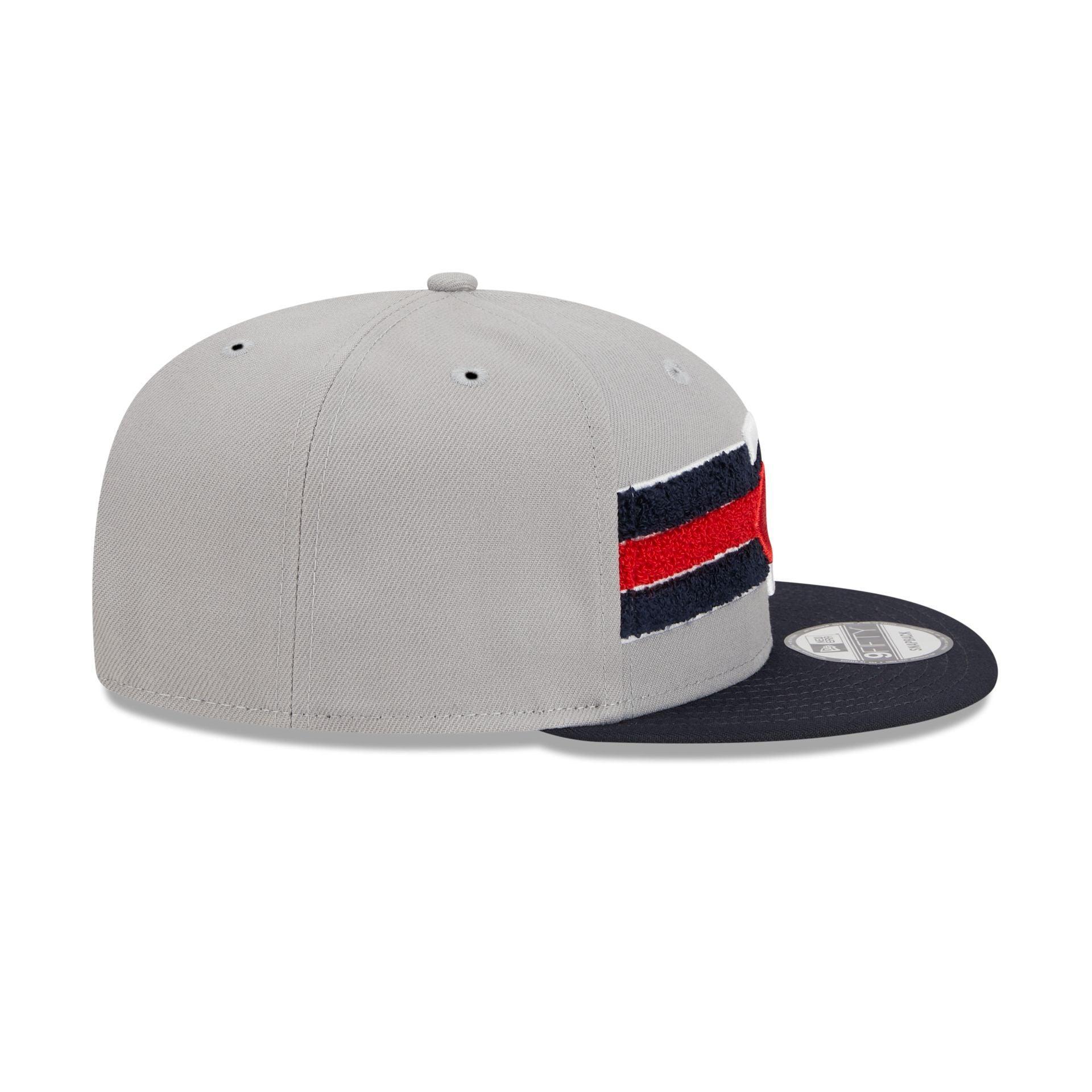 Minnesota Twins Lift Pass 9FIFTY Snapback Hat Male Product Image