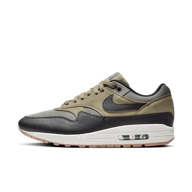 Nike Men's Air Max 1 SC Shoes Product Image