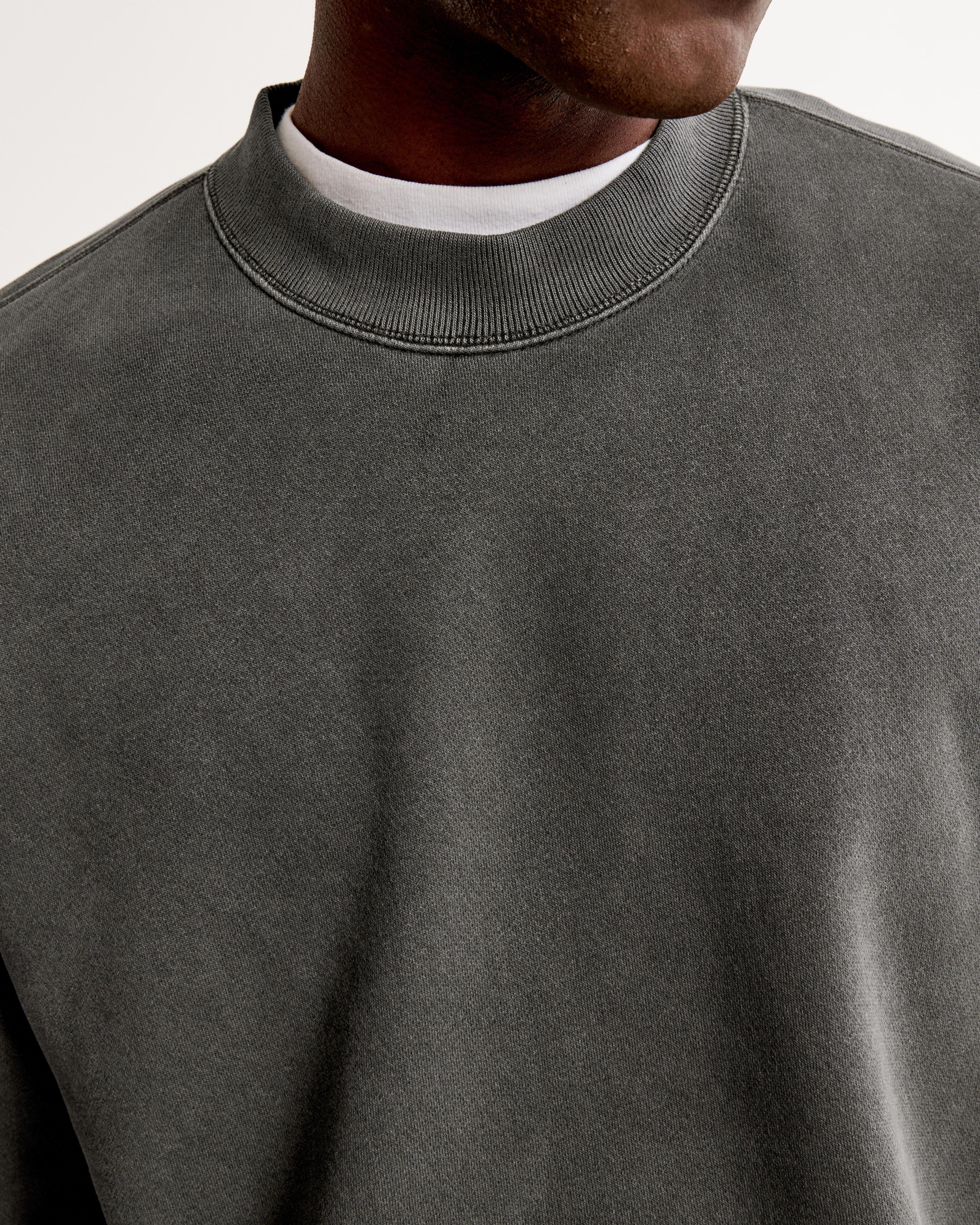 Essential Crew Sweatshirt Product Image