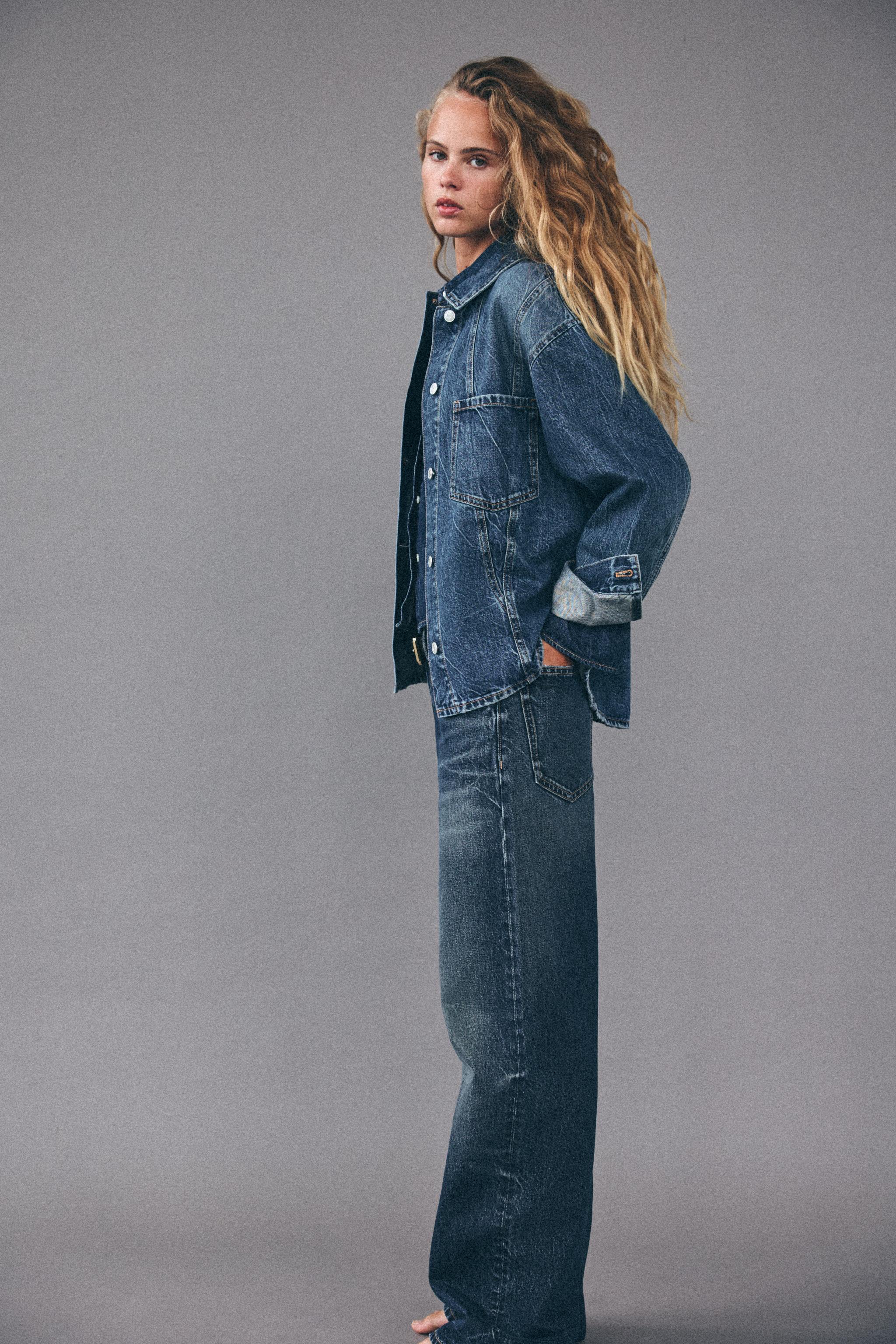 OVERSIZE TRF RELAXED JEANS WITH A HIGH WAIST Product Image