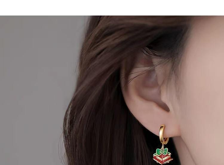 Christmas Drop Earring Product Image