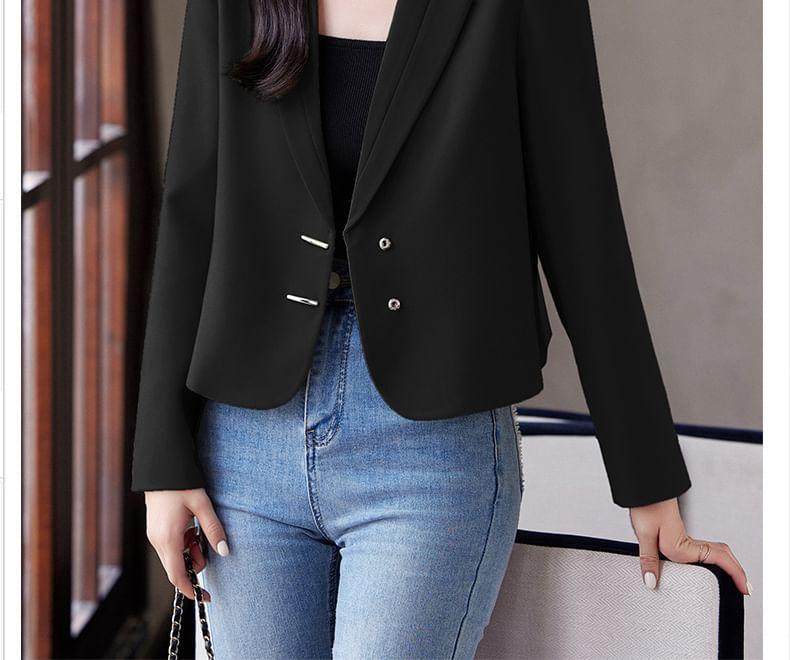 Lapel Neck Plain Cropped Button Blazer Product Image