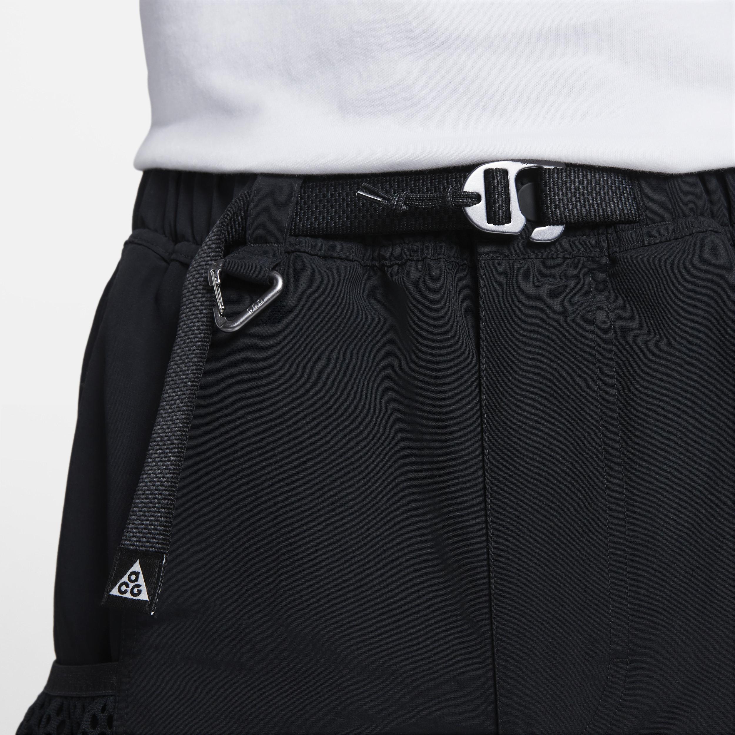 Men's Nike ACG "Snowgrass" Cargo Shorts Product Image