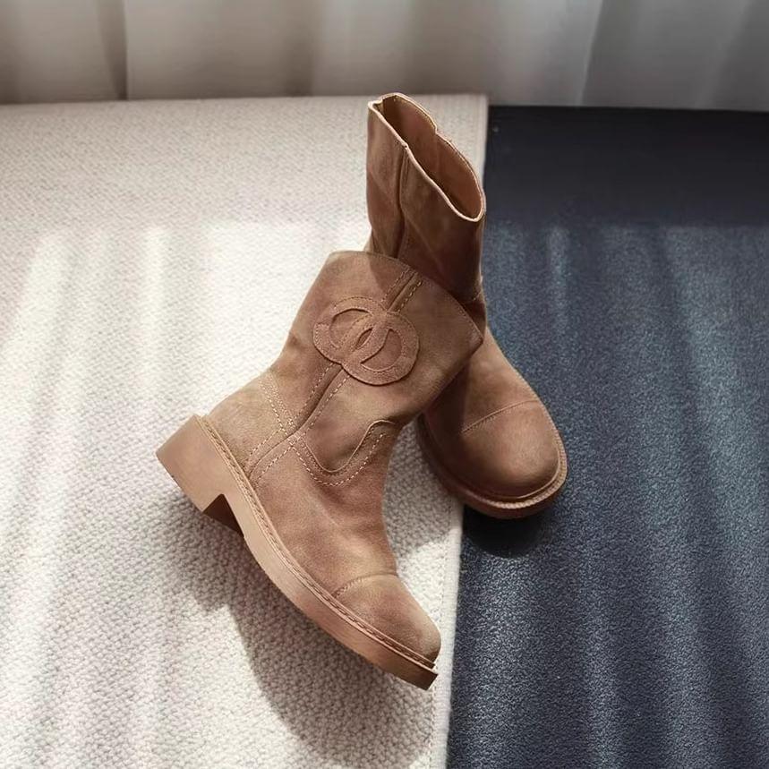 Logo Short Chelsea Boots Product Image