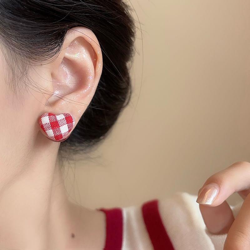 Gingham Heart Stud Earring Product Image