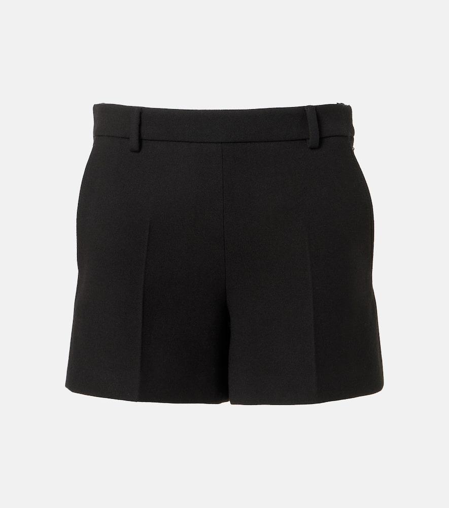 Logo Detailed Shorts In Black Product Image