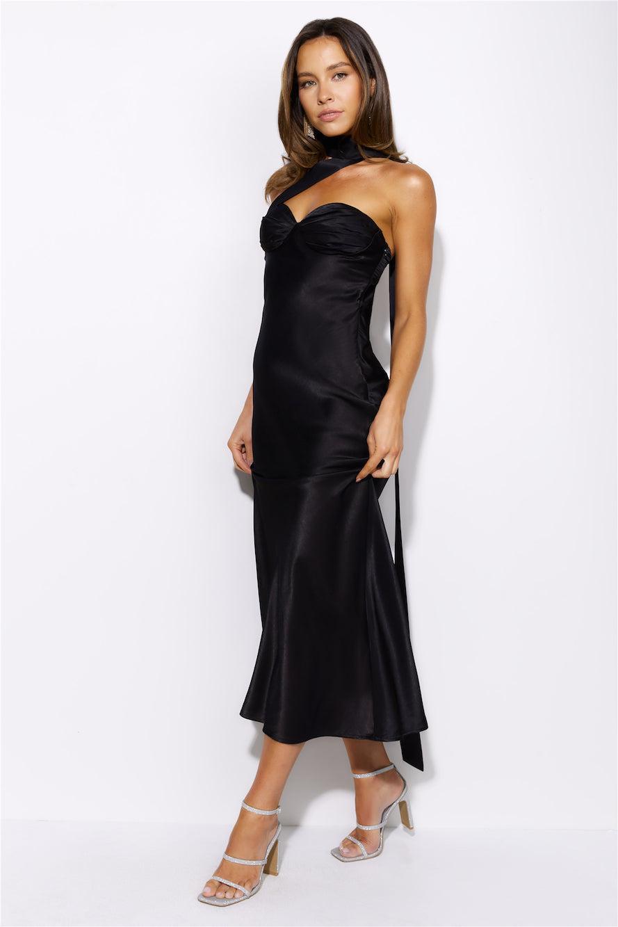 Stylish Queen Maxi Dress Black Product Image