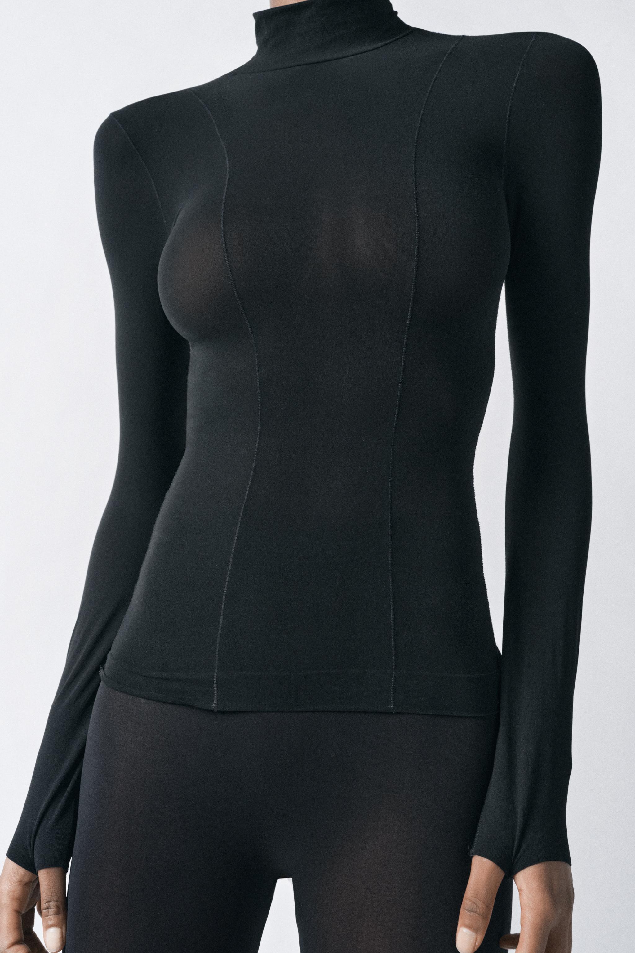 FITTED TOP WITH SEAMS Product Image