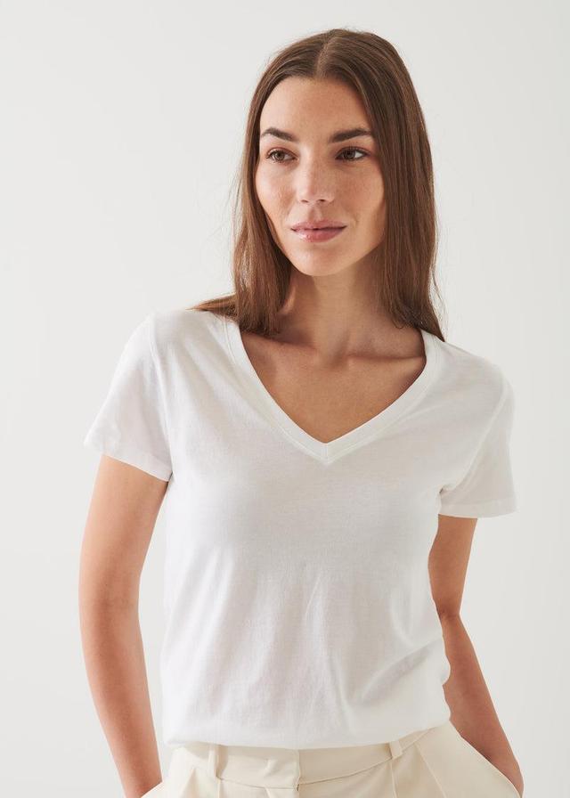 Patrick Assaraf Women's LIGHTWEIGHT PIMA COTTON V-NECK Female Product Image