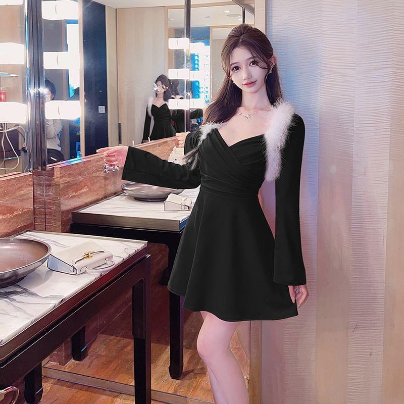 Long-Sleeve Two Tone Fluffy Trim Mini A-Line Dress Product Image