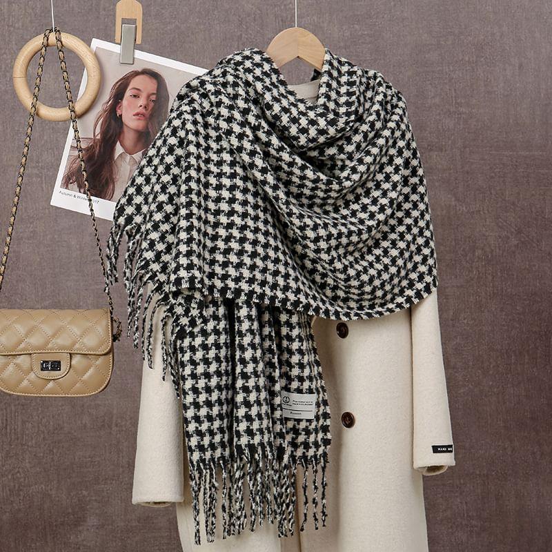 Houdnstooth Fringed Trim Shawl product image