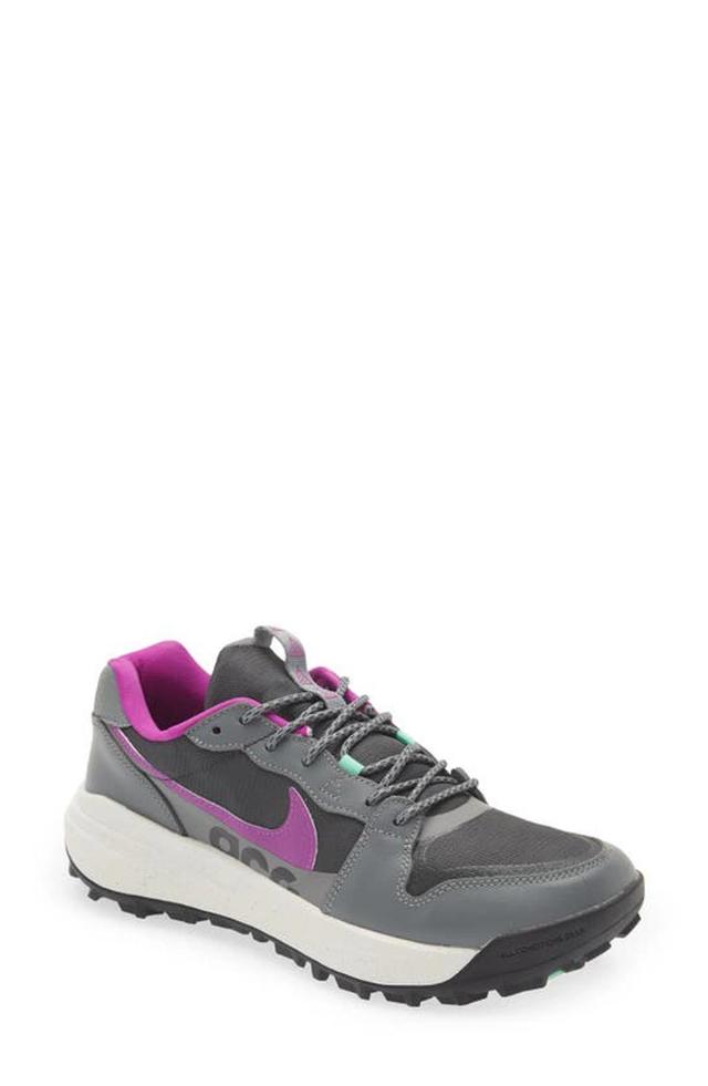 NIKE Acg Lowcate Hiking Shoe In Smoke Grey/dk Smoke Grey-vivid Purple-phantom-off Product Image