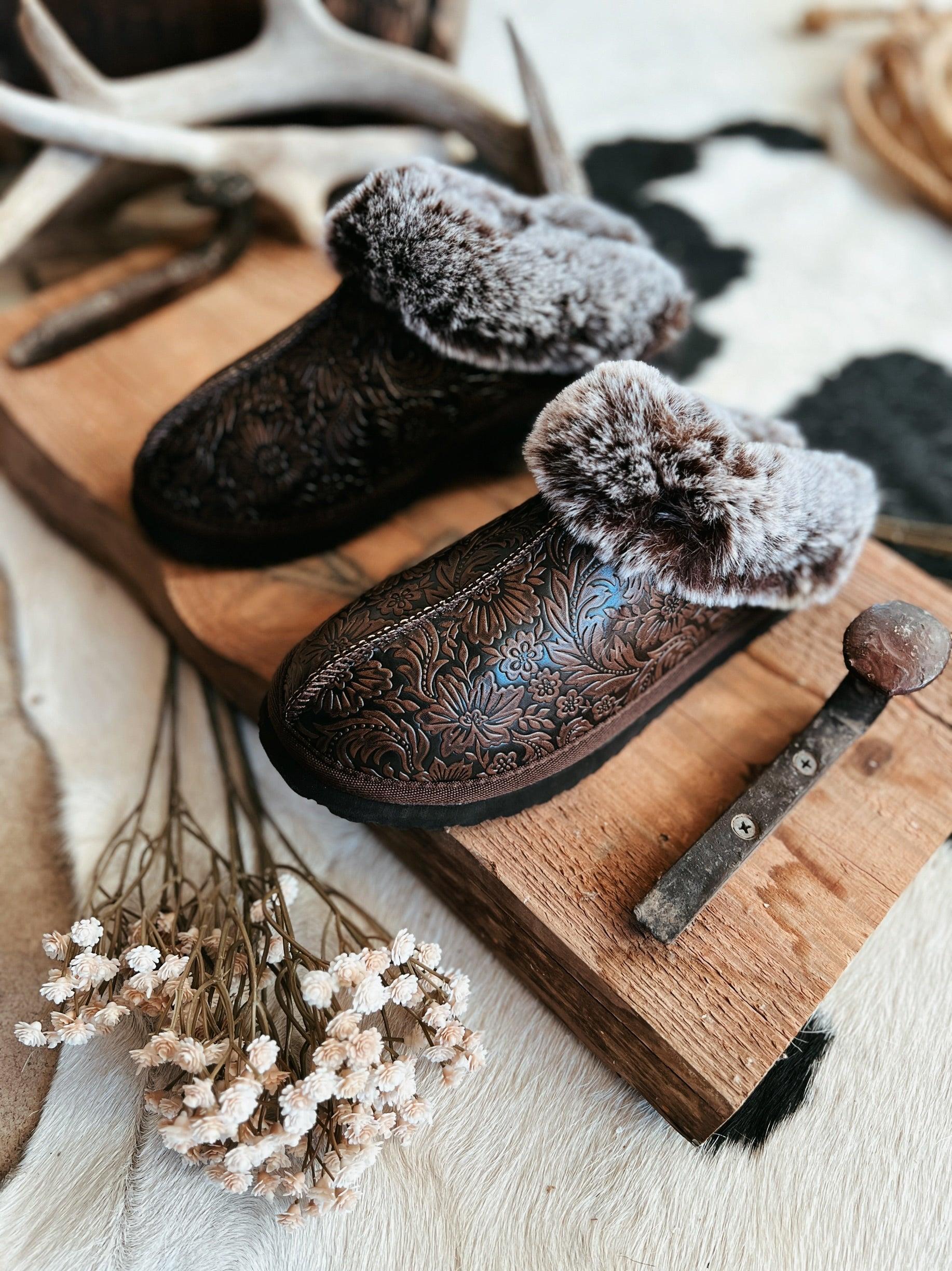 Very G Chocolate Tooled Print Faux Leather Fuzzy Slippers Product Image