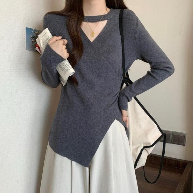 Long-Sleeve Crew Neck Asymmetrical Cutout Knit Top Product Image