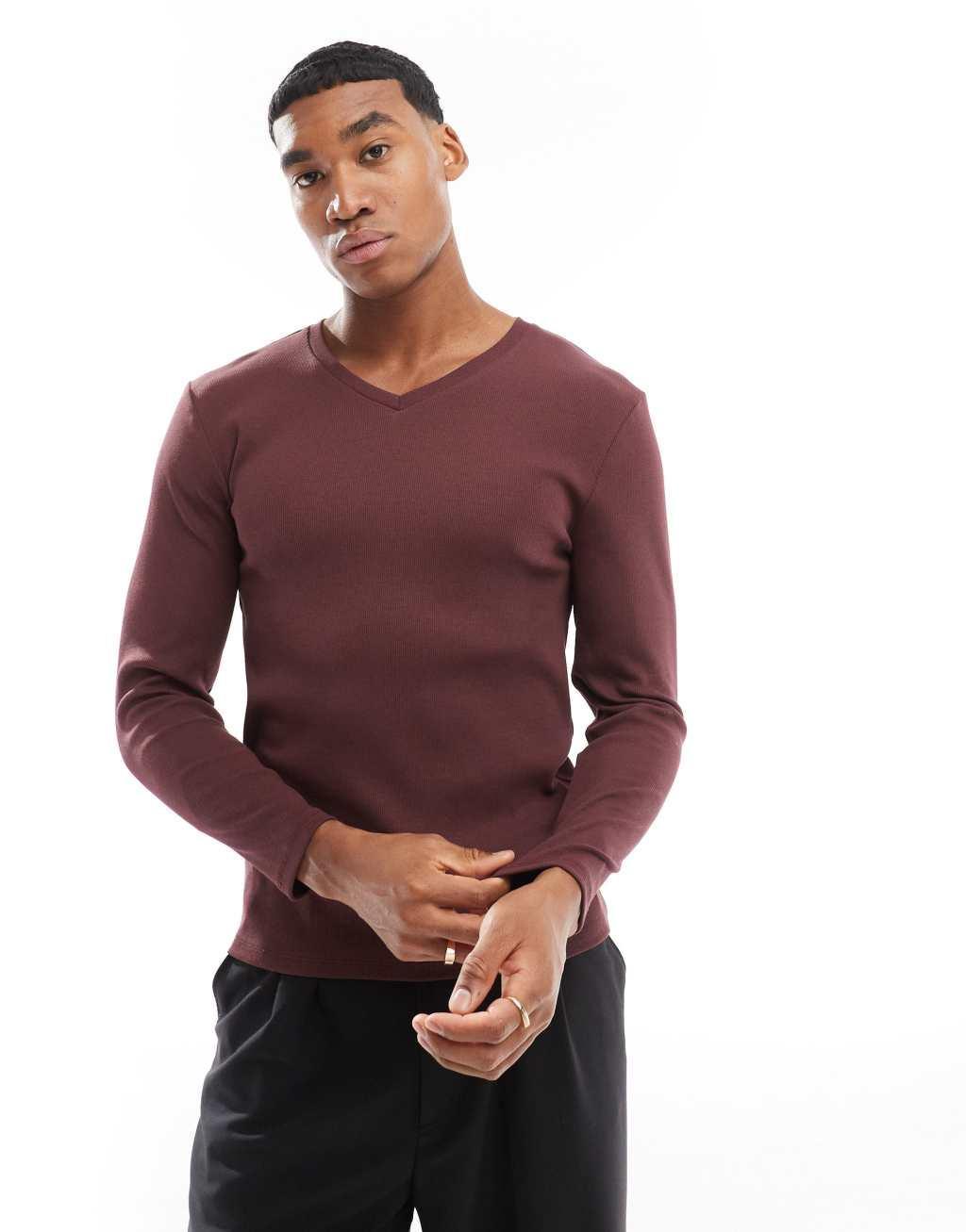 ASOS DESIGN long sleeve muscle fit ribbed T-shirt with v neck in burgundy Product Image