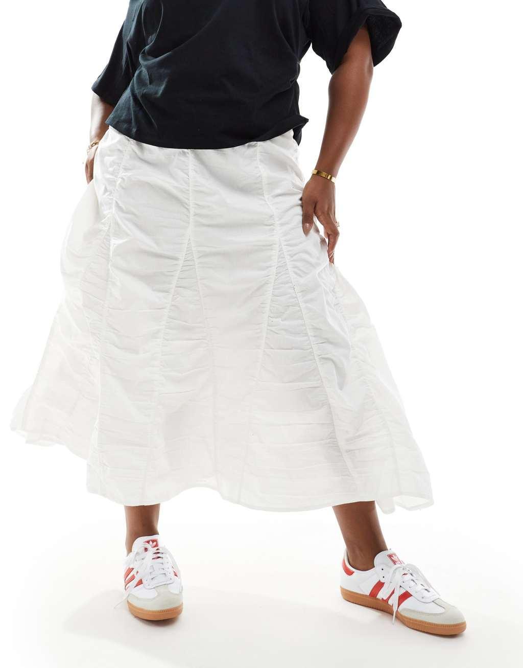 COLLUSION Plus western ruched tiered midi skirt in white Product Image