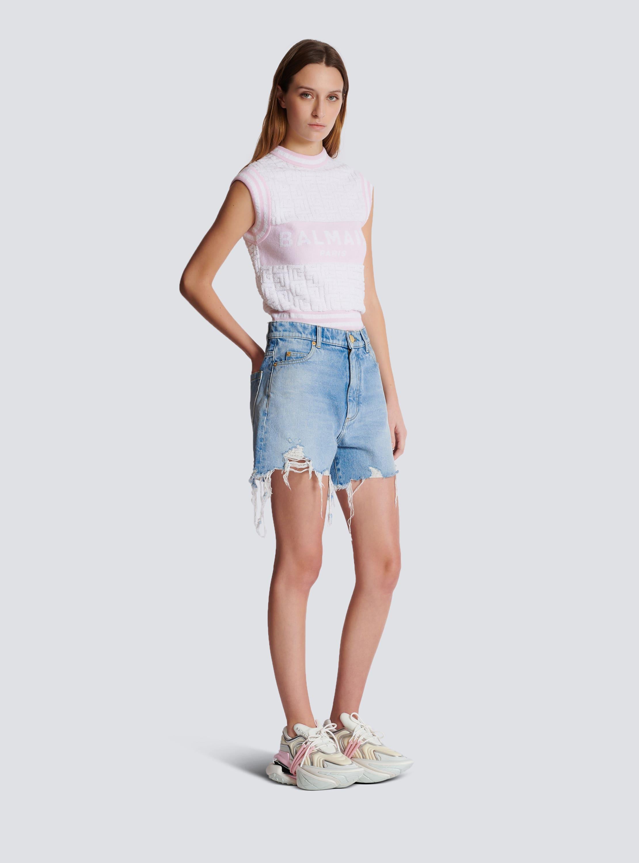 Light blue denim shorts Product Image