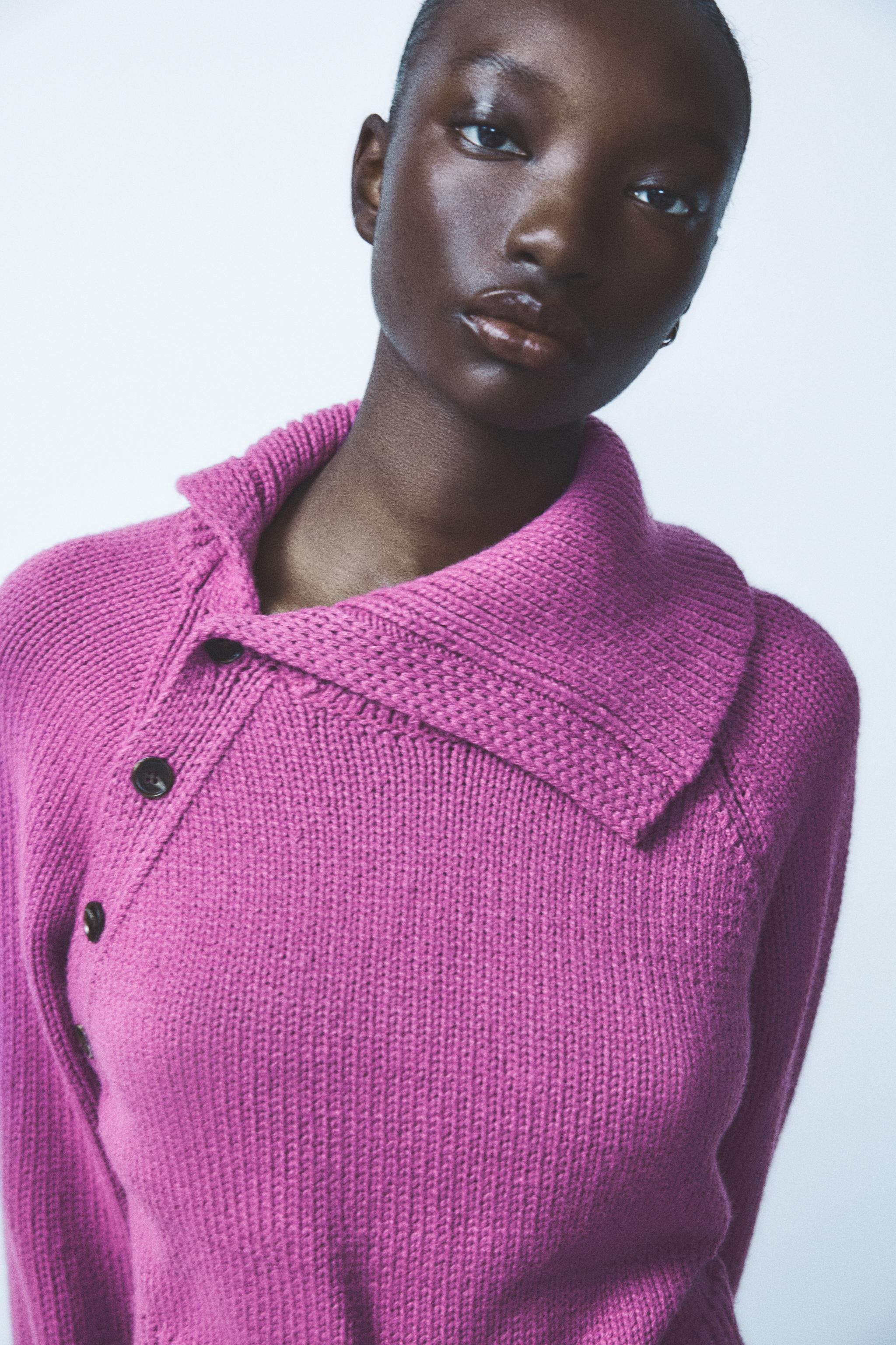 KNIT SWEATER WITH ASYMMETRICAL COLLAR Product Image