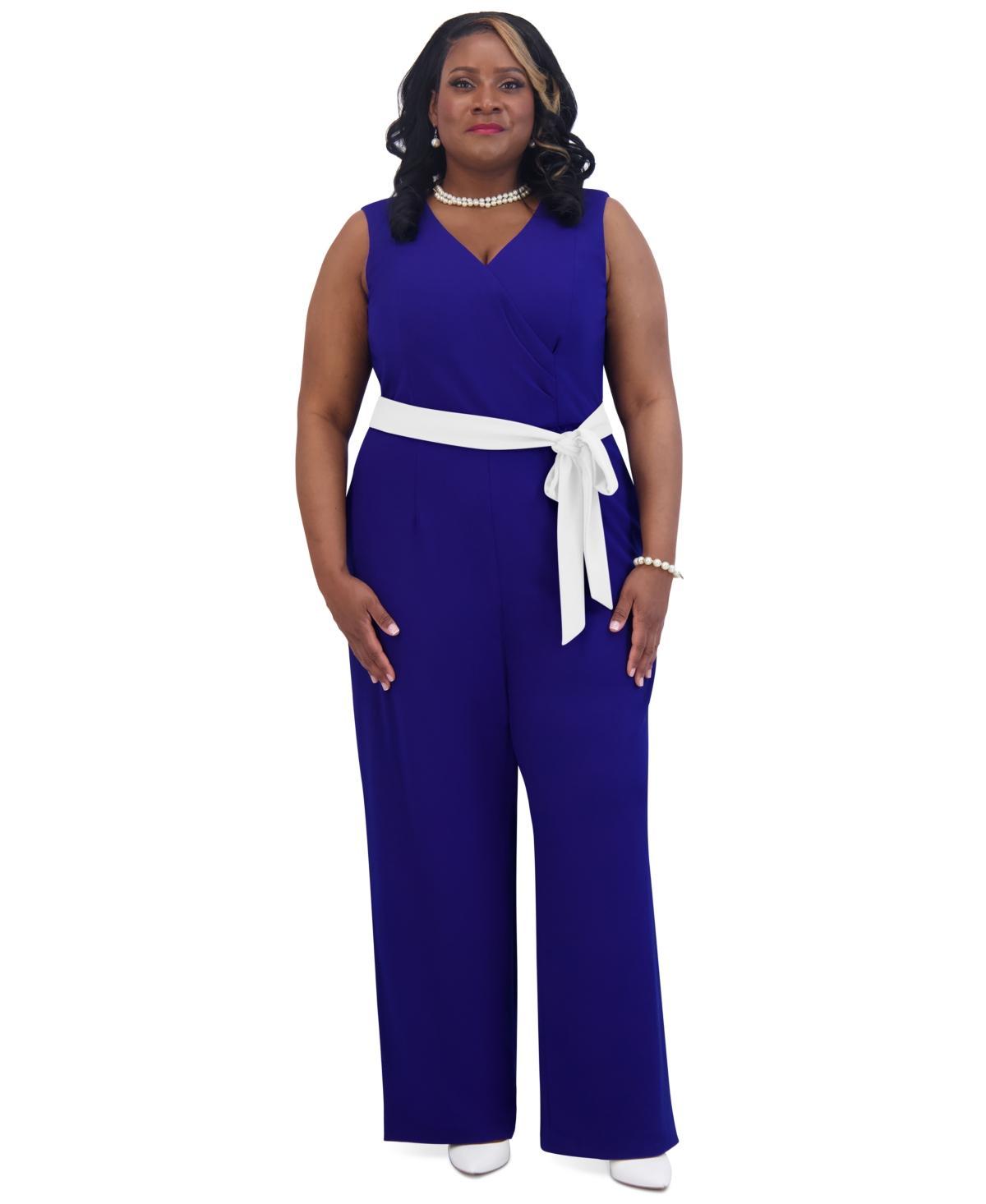 Women's Surplice-Neck Sleeveless Tie-Waist Jumpsuit Product Image