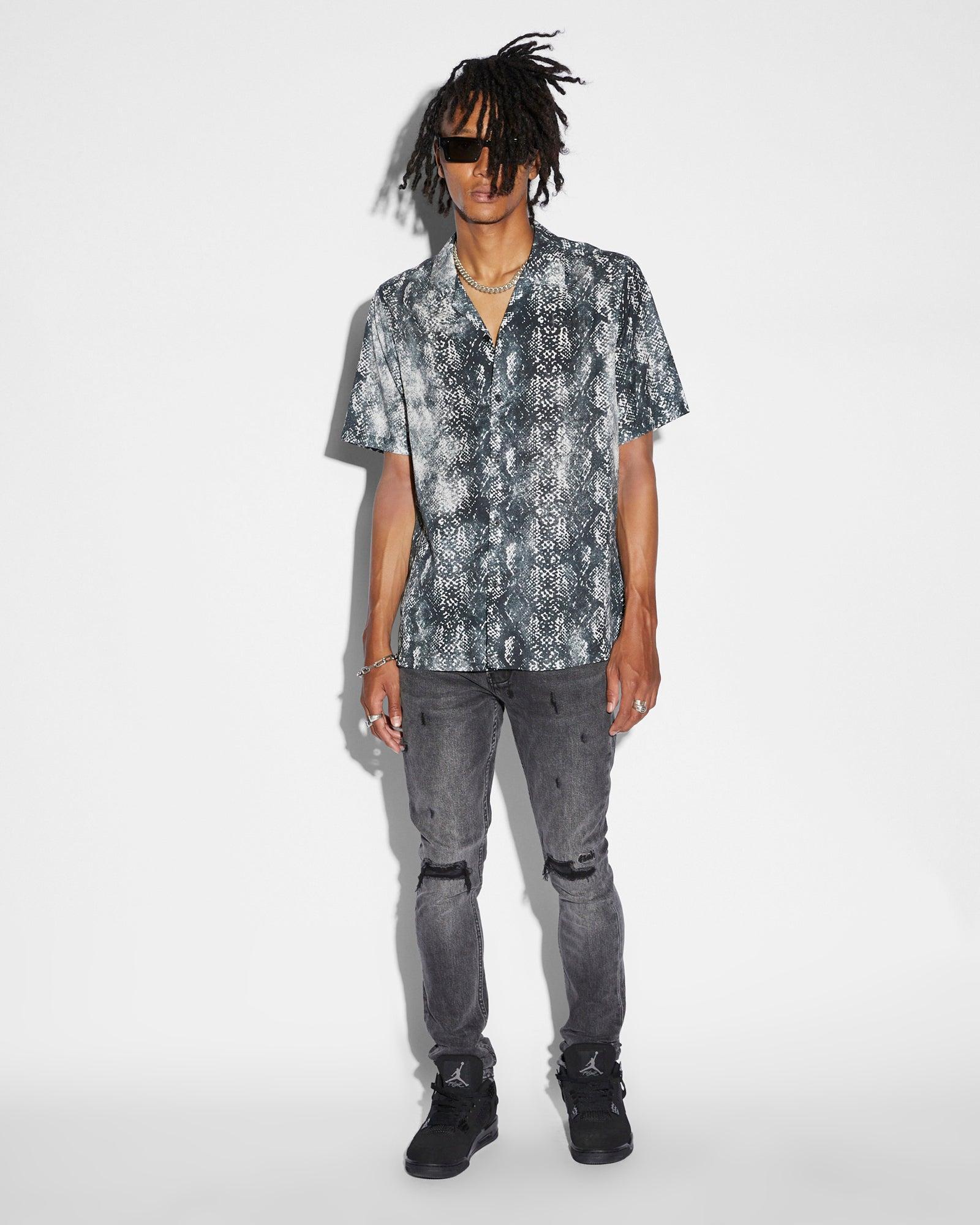 MAMBA RESORT SS SHIRT BLACK Male Product Image