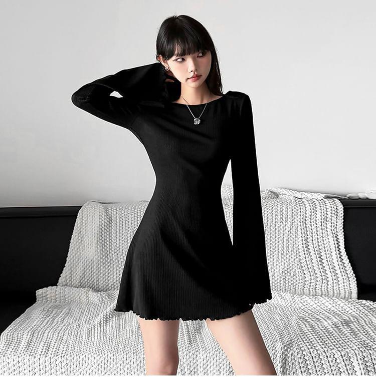 Flared-Sleeve Round Neck Plain Lettuce Edge Mini A-Line Dress Product Image