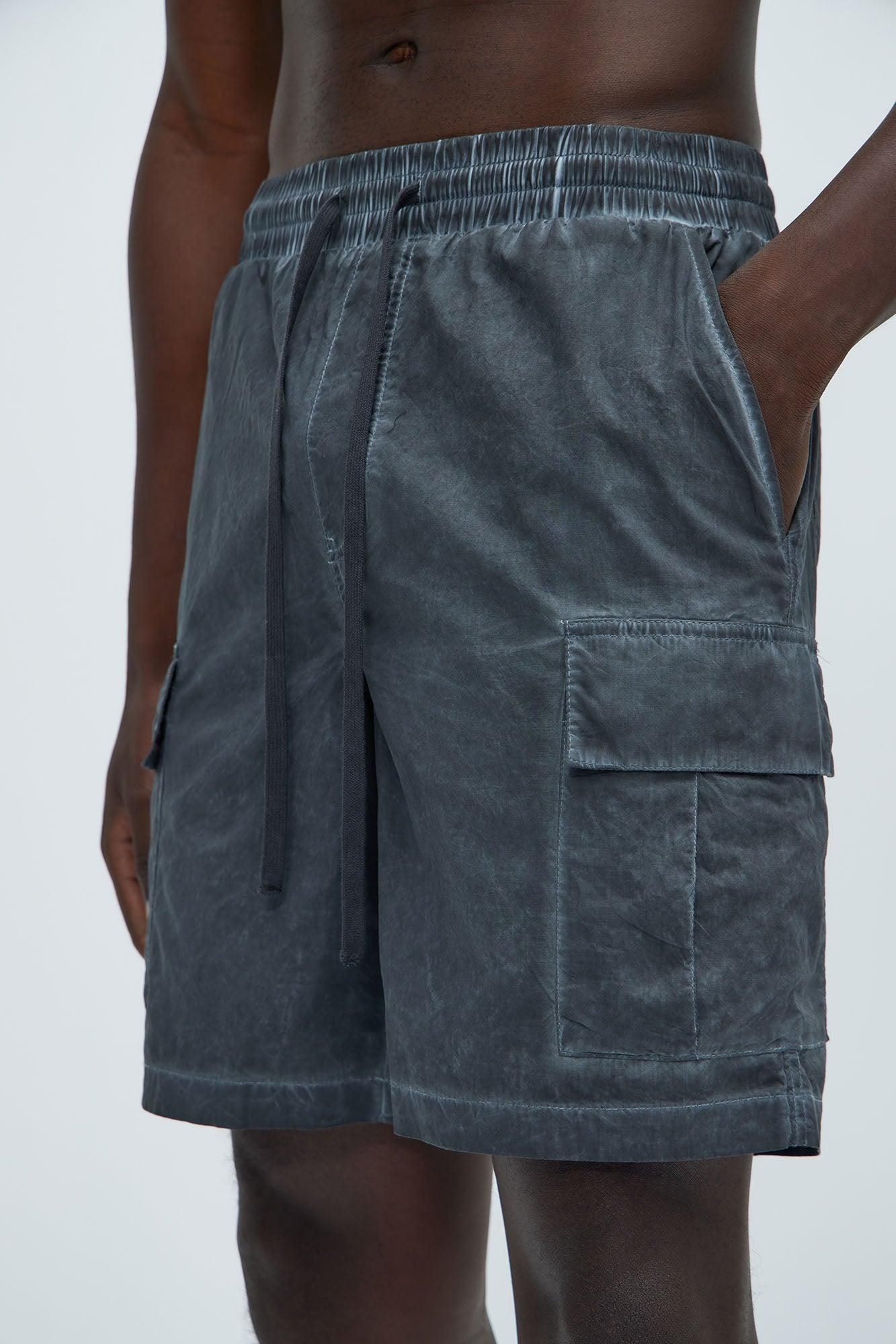 Arlo Shorts - Black Product Image