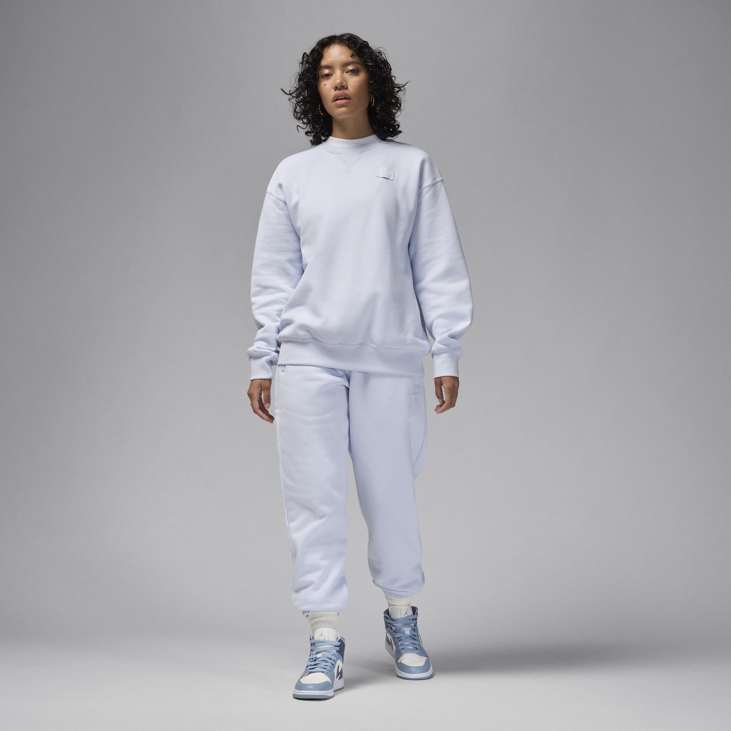 Women's Jordan Flight Fleece Crew-Neck Sweatshirt Product Image