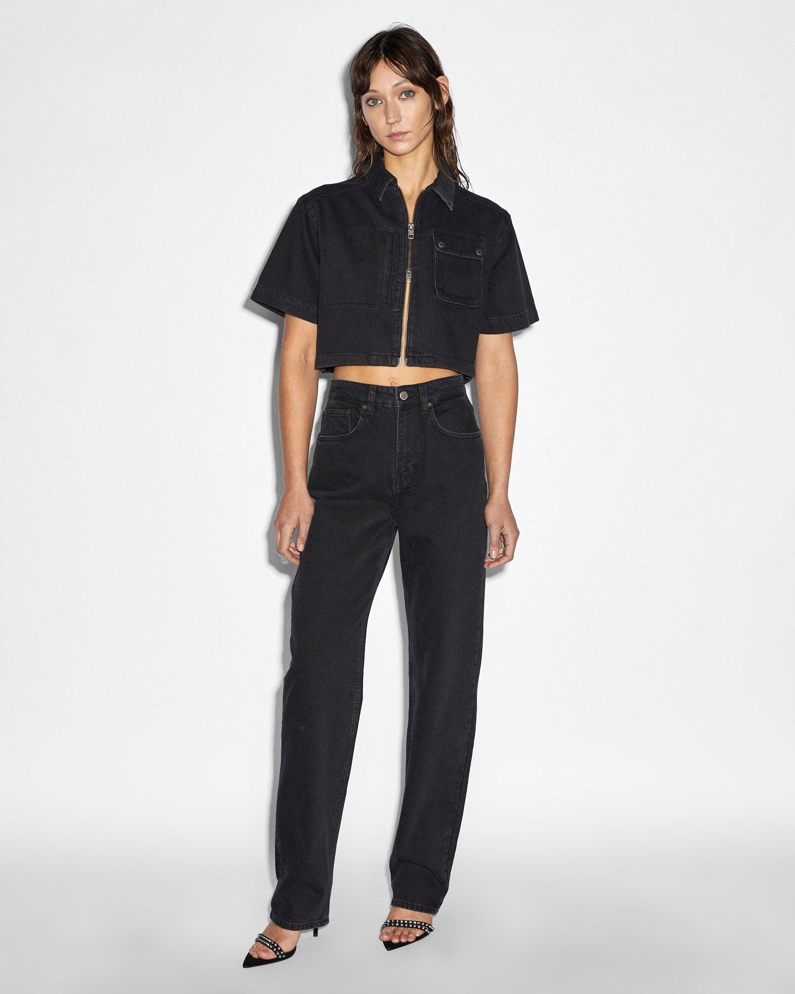 BOXY CROP SS SHIRT BLACK Female Product Image