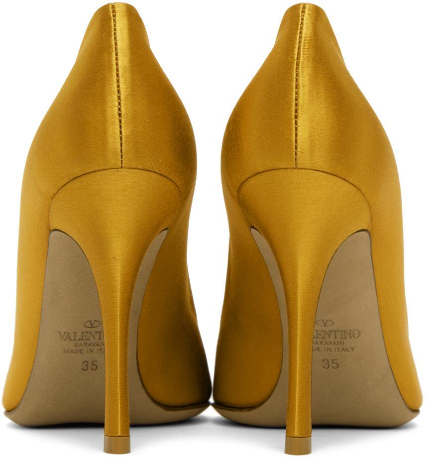 VALENTINO GARAVANI Yellow One Stud 100 Heels In 73d Gold/golden Shad Product Image