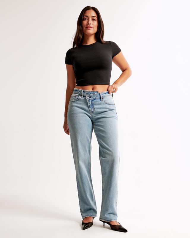 Curve Love Mid Rise 90s Straight Jean Product Image