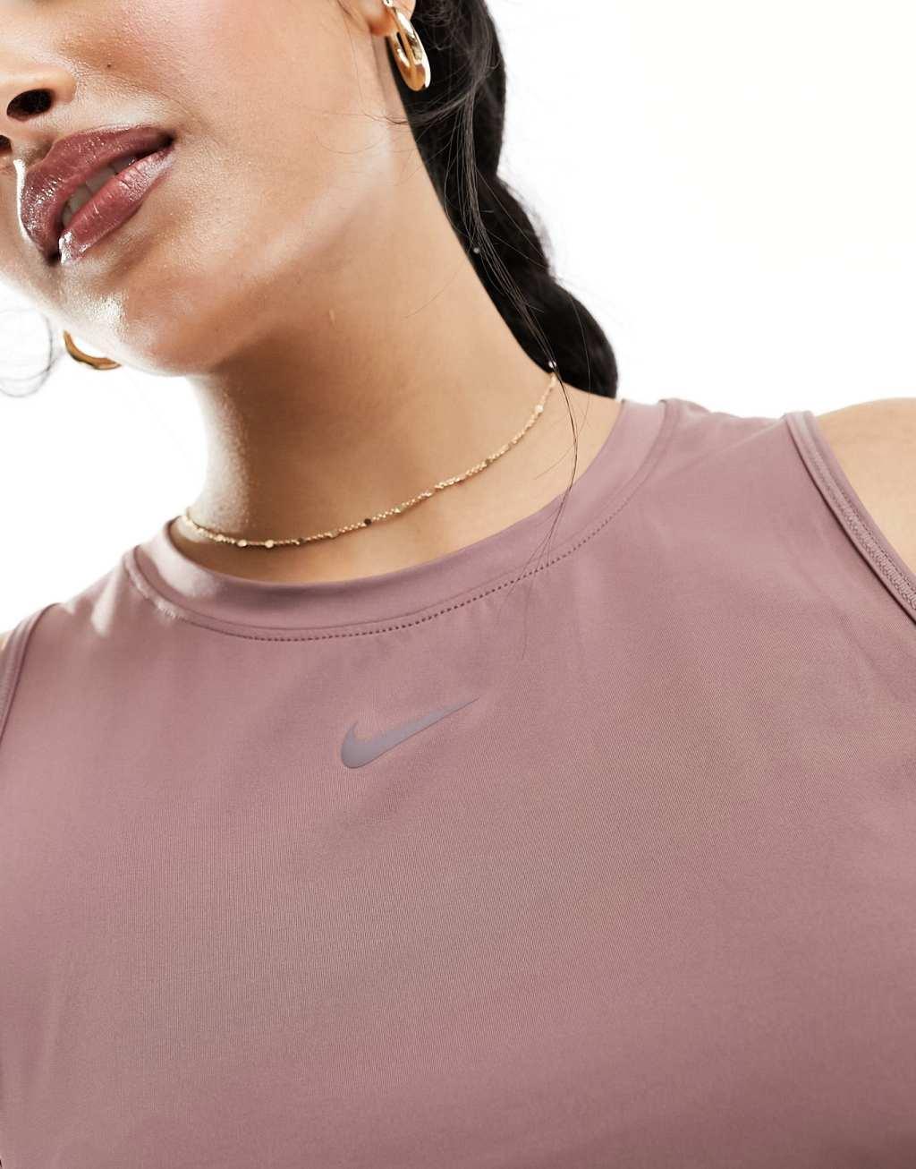 Nike fitted dri -fit tank top in smoky mauve Product Image