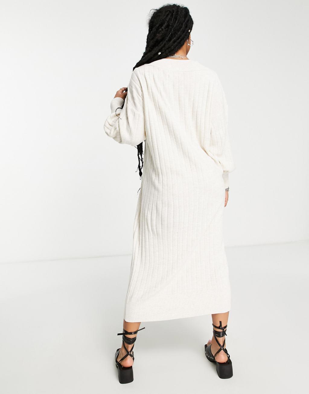 Only Petite knit v neck maxi dress Product Image