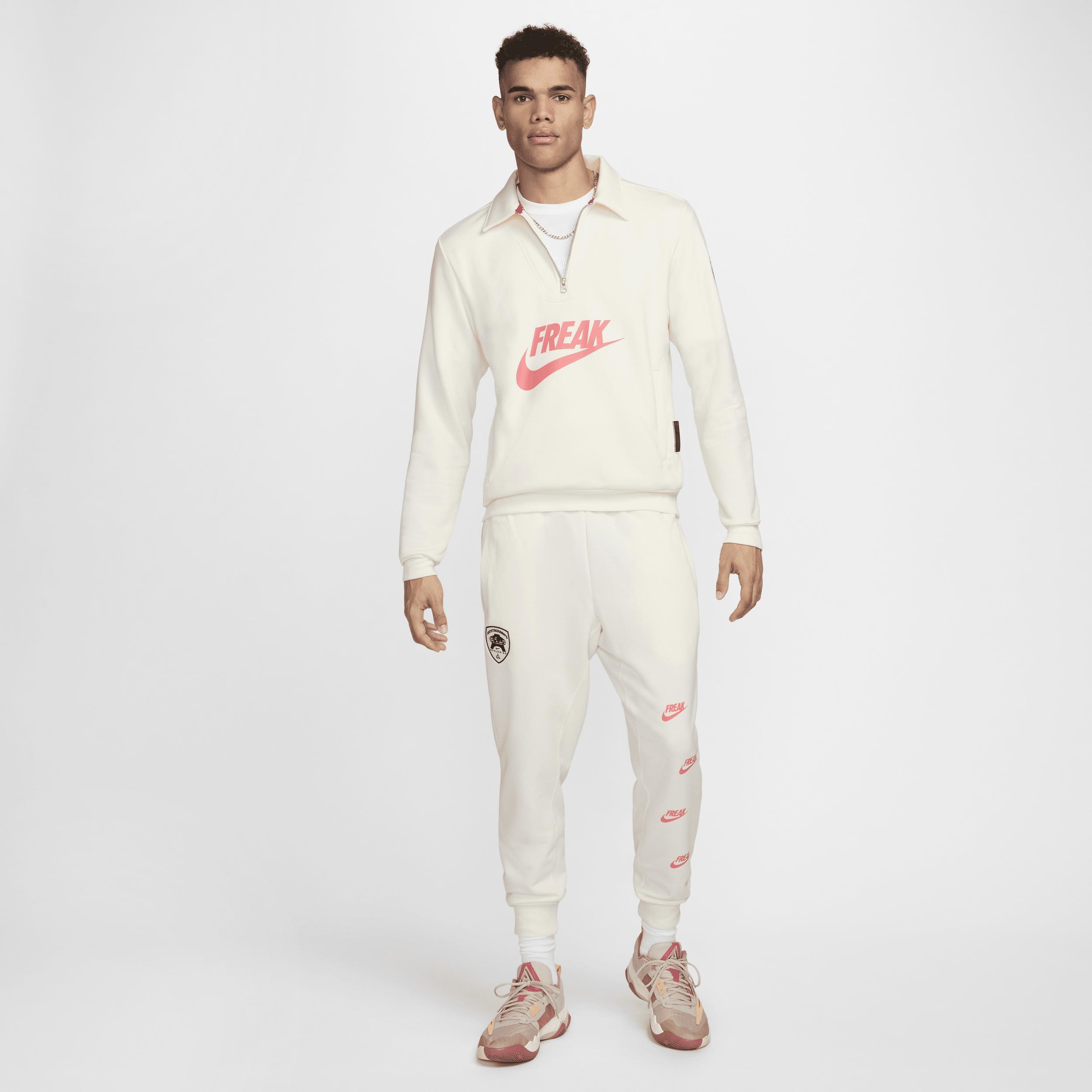 Nike Men's Giannis Standard Issue 1/4-Zip Basketball Top Product Image