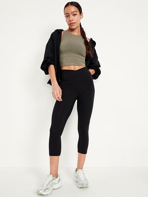 Extra High-Waisted PowerChill Crop Leggings Product Image