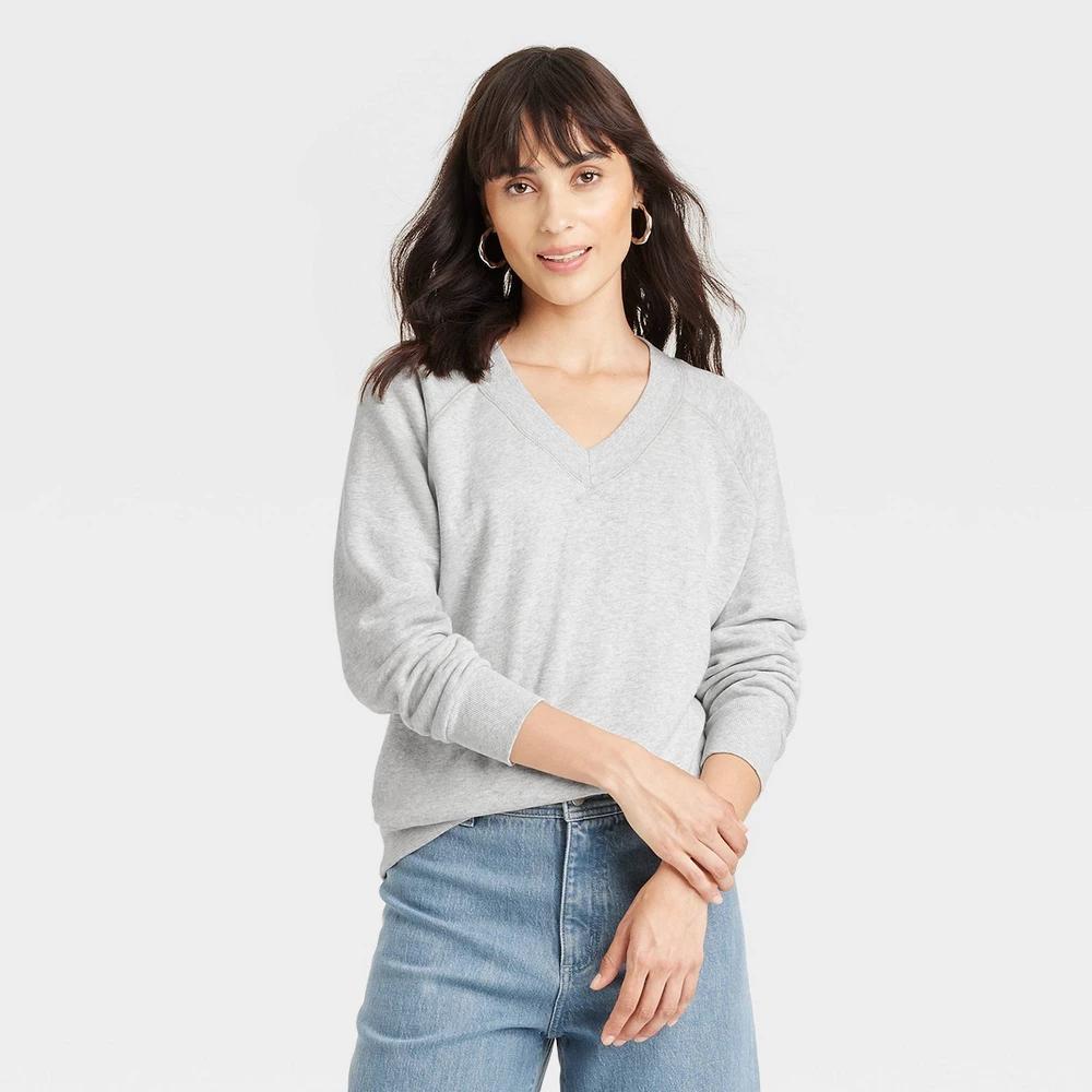 Womens Leisure Studio V-Neck Sweatshirt - Universal Thread Heather L Product Image