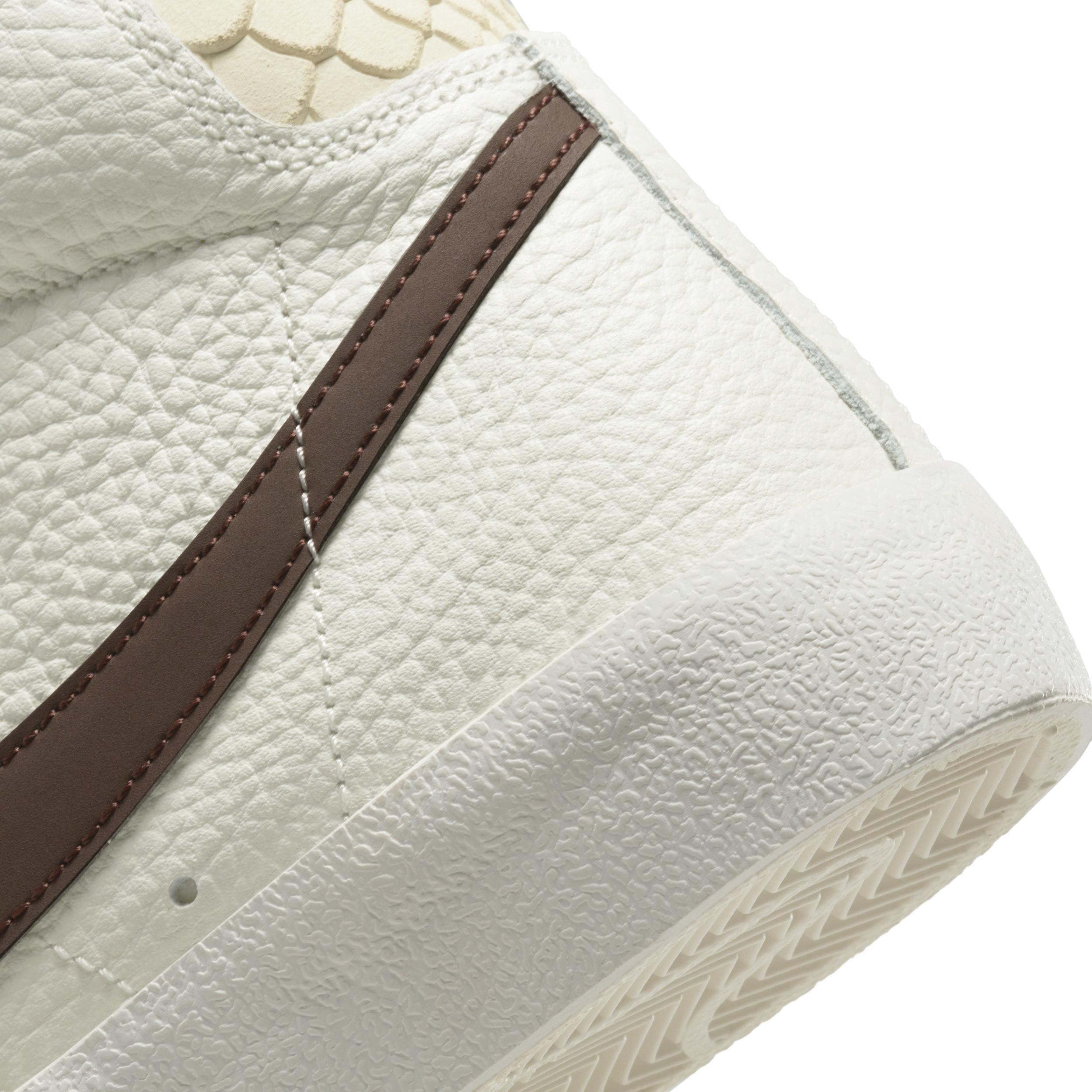 Nike Women's Blazer Mid '77 Shoes in White, Size: 5 | FD0805-100 Product Image