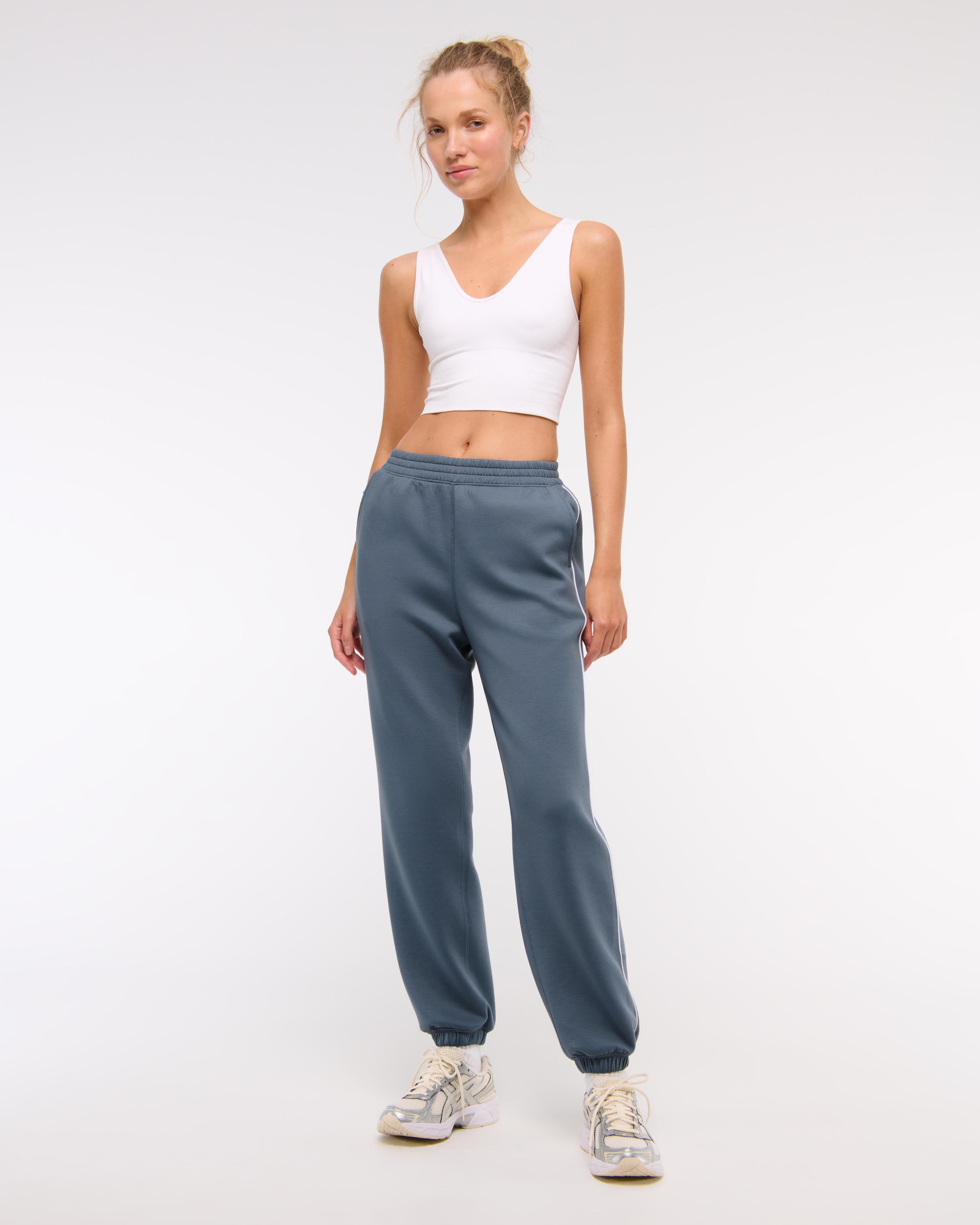 YPB neoKNIT Sweatpant Product Image