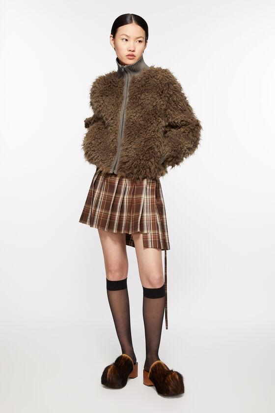 Furry jacket Product Image