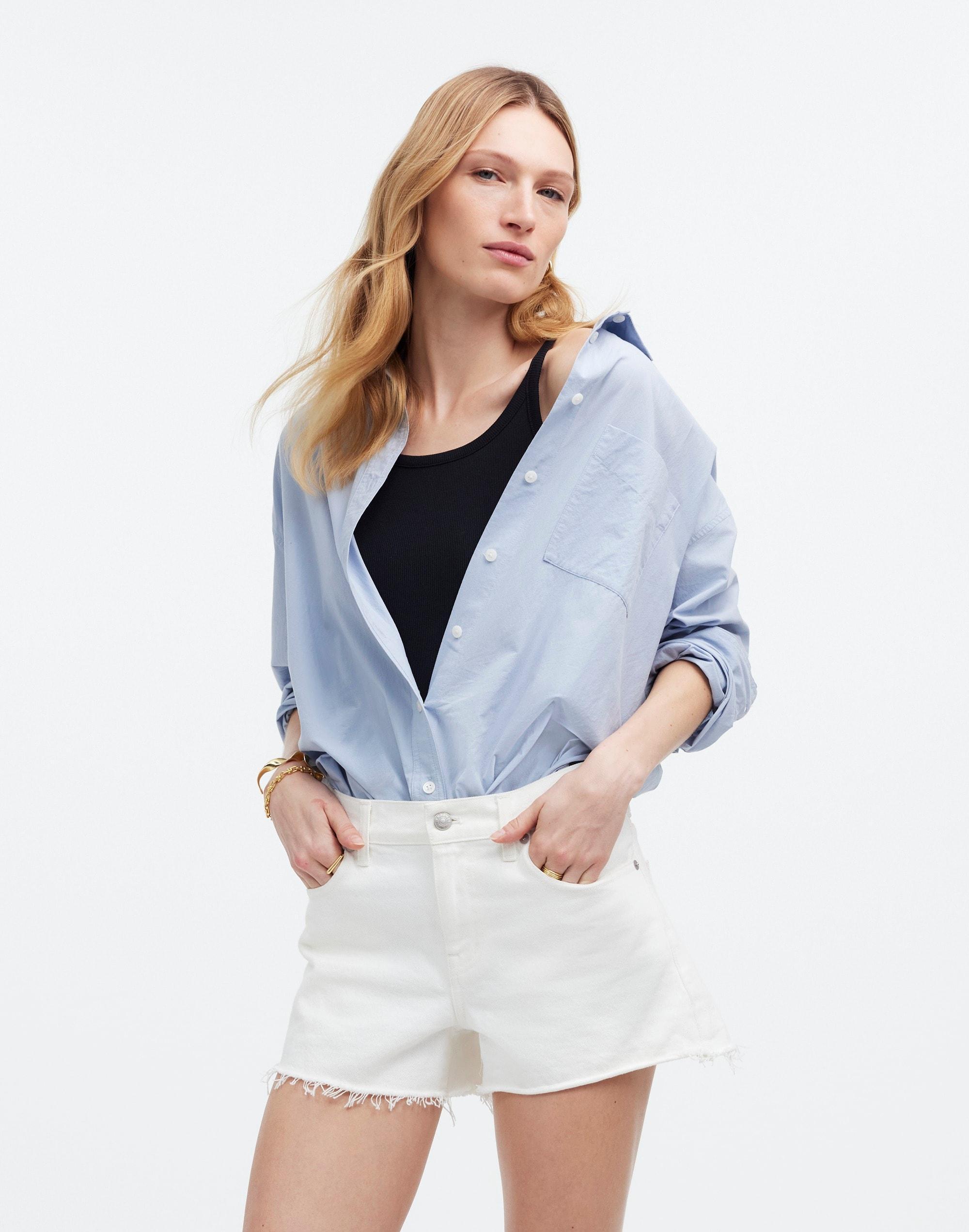 Low-Rise Boyfriend Shorts in Tile White Product Image