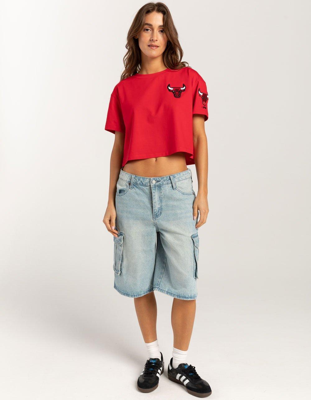 PRO STANDARD Chicago Bulls Womens Crop Tee Product Image